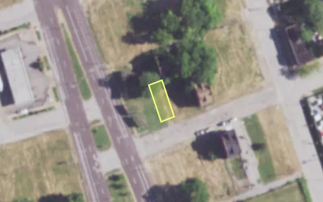 Aerial view of 1451 CHAMBERS ST — vacant lot, St. Louis with approximate parcel outline