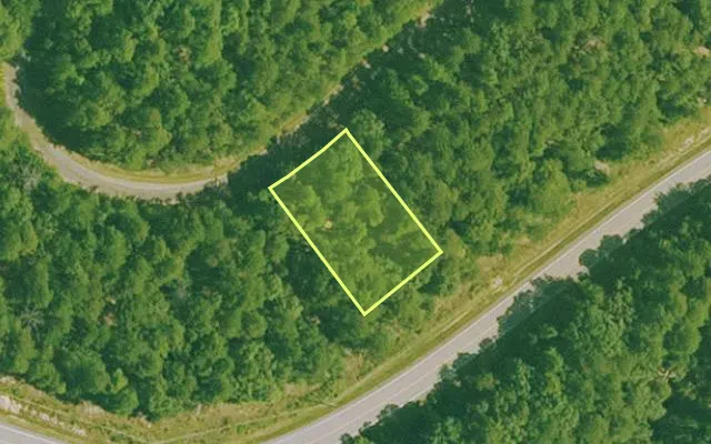 Aerial view of SALINE County parcel 640-00213-000 — Arkansas post-auction with approximate parcel outline