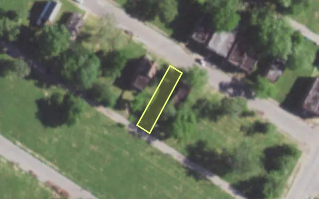 Aerial view of 5826 COTE BRILLIANTE AV — vacant lot, St. Louis with approximate parcel outline
