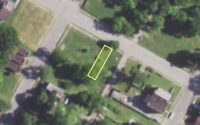 Aerial view of 5464 WABADA AV — vacant lot, St. Louis with approximate parcel outline