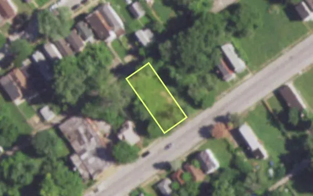 Aerial view of 5051 UNION BLVD — vacant lot, St. Louis with approximate parcel outline