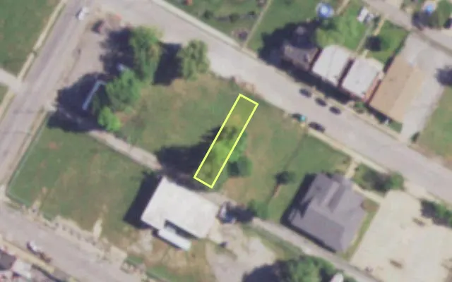 Aerial view of 3848 ST FERDINAND AV — vacant lot, St. Louis with approximate parcel outline