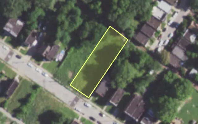 Aerial view of 5953 RIDGE AV — vacant lot, St. Louis with approximate parcel outline