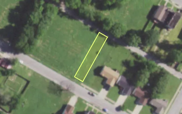 Aerial view of 5631 COTE BRILLIANTE AV — vacant lot, St. Louis with approximate parcel outline