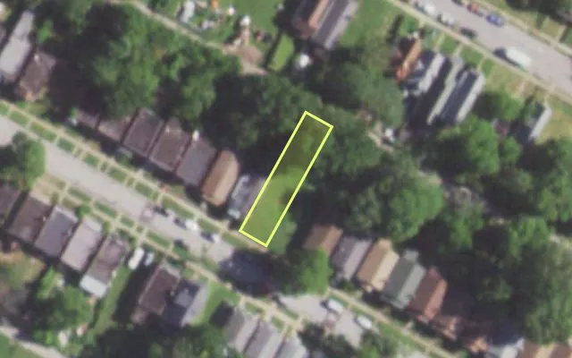 Aerial view of 5715 TERRY AV — vacant lot, St. Louis with approximate parcel outline