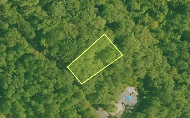 Aerial view of GARLAND County parcel 72468 — Arkansas post-auction with approximate parcel outline