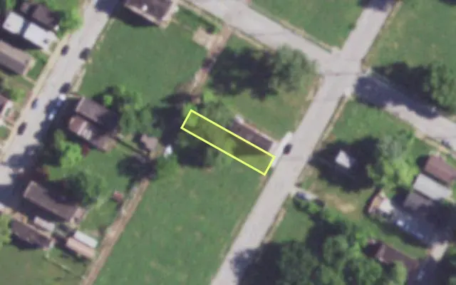 Aerial view of 4157 GROVE ST — vacant lot, St. Louis with approximate parcel outline