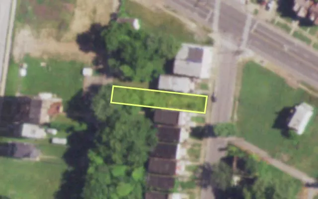 Aerial view of 1237 WALTON AV — vacant lot, St. Louis with approximate parcel outline