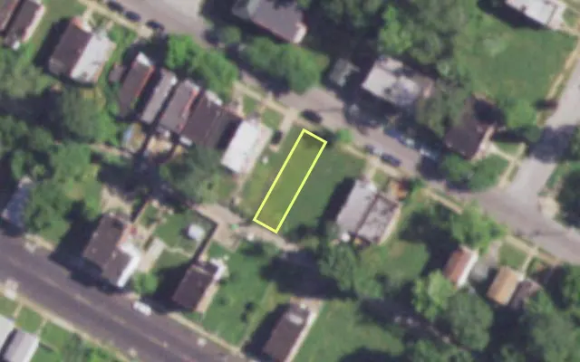 Aerial view of 4216 W PENROSE ST — vacant lot, St. Louis with approximate parcel outline