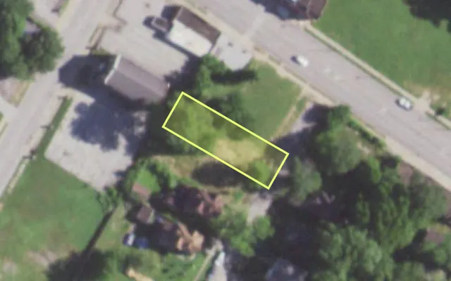 Aerial view of 1485 STEWART PL — vacant lot, St. Louis with approximate parcel outline