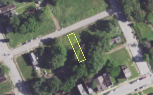 Aerial view of 1416 FARRAGUT ST — vacant lot, St. Louis with approximate parcel outline