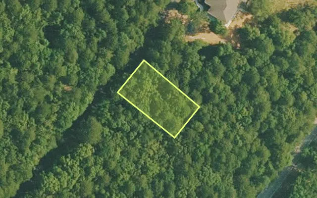 Aerial view of VAN BUREN County parcel 4400-10237-0000 — Arkansas post-auction with approximate parcel outline