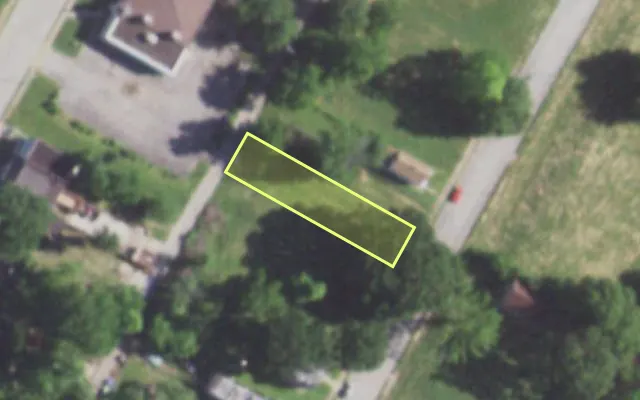 Aerial view of 2837 SEMPLE AV — vacant lot, St. Louis with approximate parcel outline