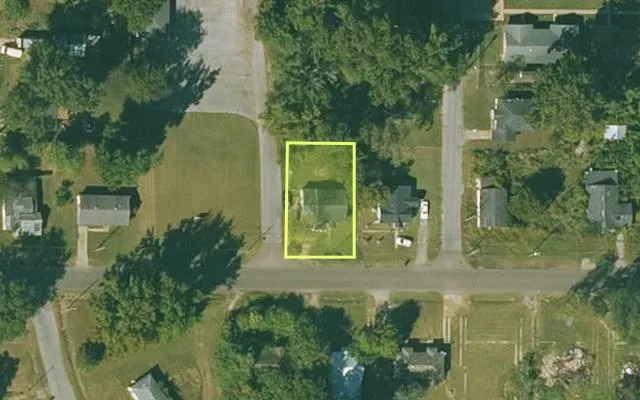 Aerial view of PHILLIPS County parcel 703-02676-000 — Arkansas post-auction with approximate parcel outline