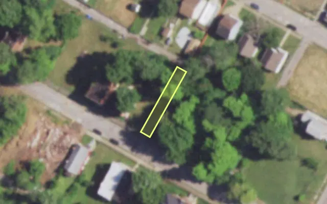 Aerial view of 4531 NORTH MARKET ST — vacant lot, St. Louis with approximate parcel outline