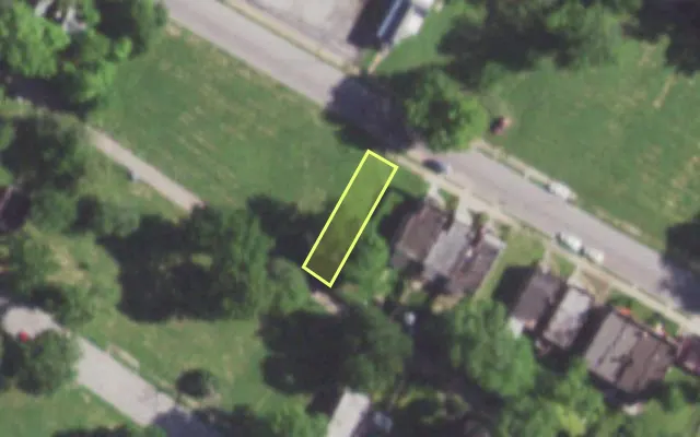 Aerial view of 5722 COTE BRILLIANTE AV — vacant lot, St. Louis with approximate parcel outline