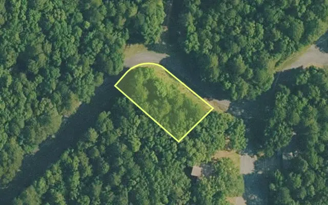 Aerial view of VAN BUREN County parcel 4400-09213-0000 — Arkansas post-auction with approximate parcel outline