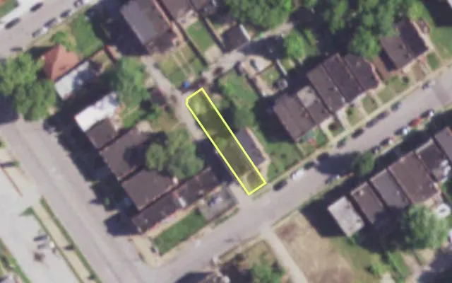 Aerial view of 2145 ADELAIDE AV — vacant lot, St. Louis with approximate parcel outline