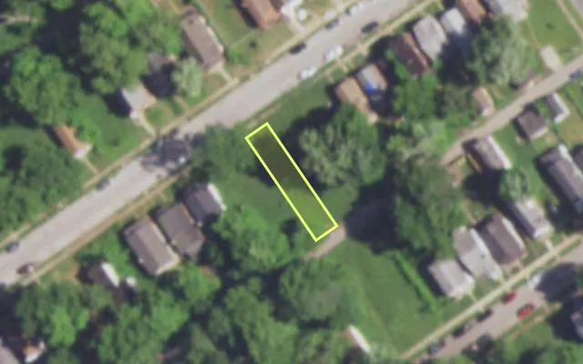 Aerial view of 5248 BEACON AV — vacant lot, St. Louis with approximate parcel outline