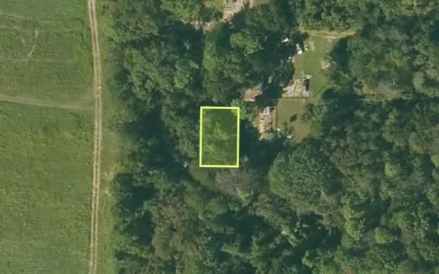 Aerial view of PHILLIPS County parcel 704-05522-002 — Arkansas post-auction with approximate parcel outline