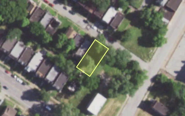 Aerial view of 5914 HAMILTON TER — vacant lot, St. Louis with approximate parcel outline