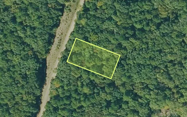 Aerial view of VAN BUREN County parcel 4300-03204-0000 — Arkansas post-auction with approximate parcel outline
