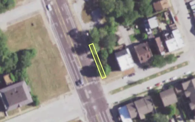 Aerial view of 1461 NORTH MARKET ST — vacant lot, St. Louis with approximate parcel outline