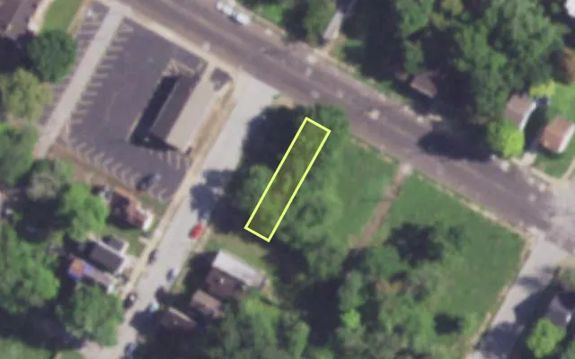 Aerial view of 4022 LEE AV — vacant lot, St. Louis with approximate parcel outline