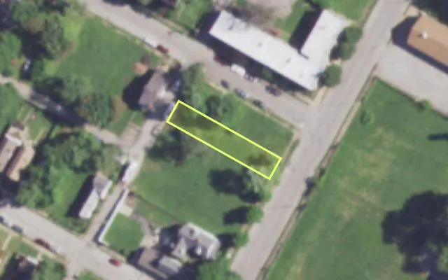 Aerial view of 4249 N NEWSTEAD AV — vacant lot, St. Louis with approximate parcel outline