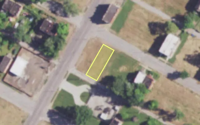Aerial view of 3862 KENNERLY AV — vacant lot, St. Louis with approximate parcel outline