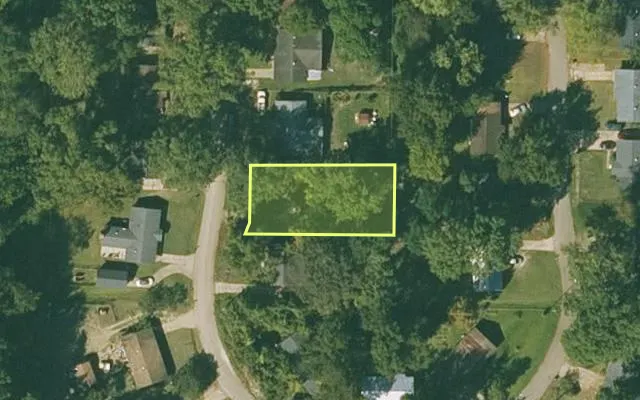 Aerial view of PHILLIPS County parcel 703-02657-000 — Arkansas post-auction with approximate parcel outline