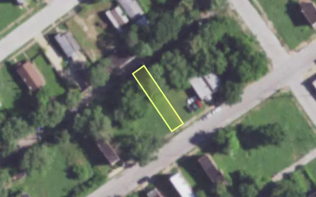 Aerial view of 2019 E PRAIRIE AV — vacant lot, St. Louis with approximate parcel outline