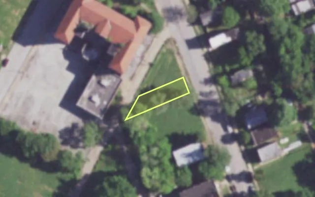 Aerial view of 4237 N FLORISSANT AV — vacant lot, St. Louis with approximate parcel outline