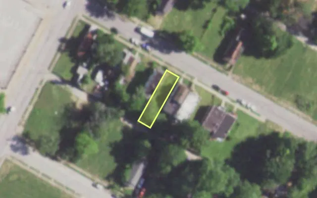 Aerial view of 5746 MAFFITT AV — vacant lot, St. Louis with approximate parcel outline