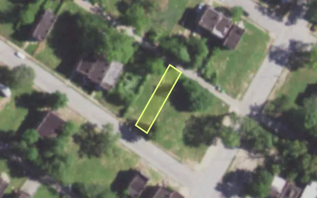 Aerial view of 5911 WABADA AV — vacant lot, St. Louis with approximate parcel outline