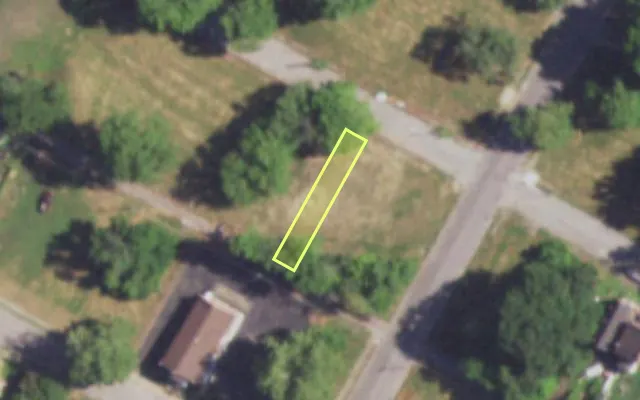 Aerial view of 4408 COTE BRILLIANTE AV — vacant lot, St. Louis with approximate parcel outline