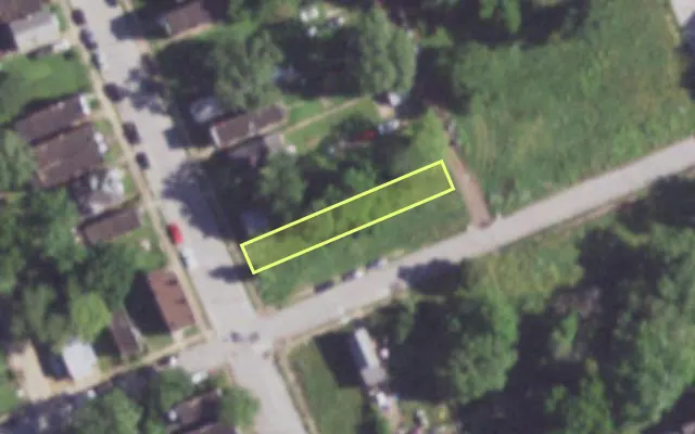 Aerial view of 4232 BLAIR AV — vacant lot, St. Louis with approximate parcel outline