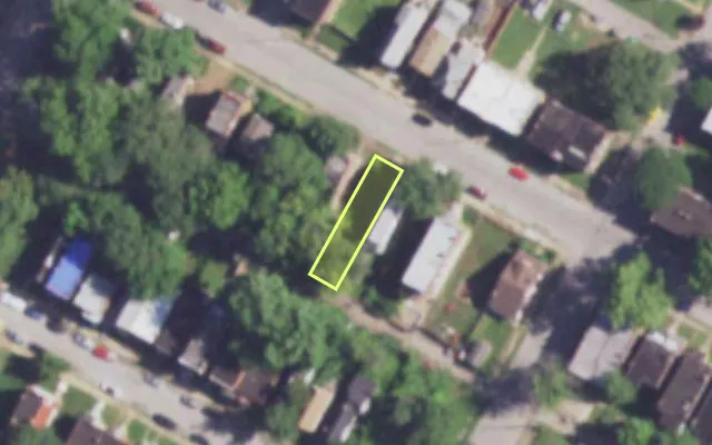 Aerial view of 4264 KOSSUTH AV — vacant lot, St. Louis with approximate parcel outline