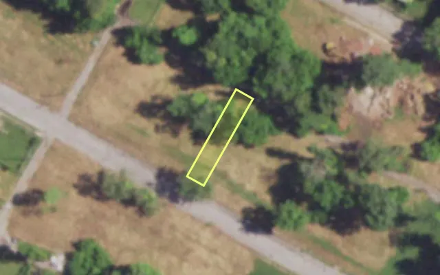 Aerial view of 4579 GARFIELD AV — vacant lot, St. Louis with approximate parcel outline