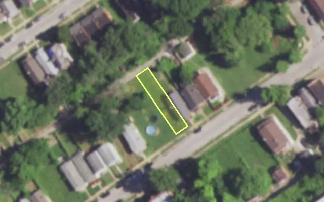 Aerial view of 5453 BEACON AV — vacant lot, St. Louis with approximate parcel outline