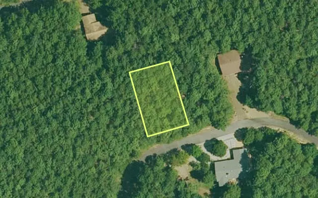 Aerial view of GARLAND County parcel 65860 — Arkansas post-auction with approximate parcel outline