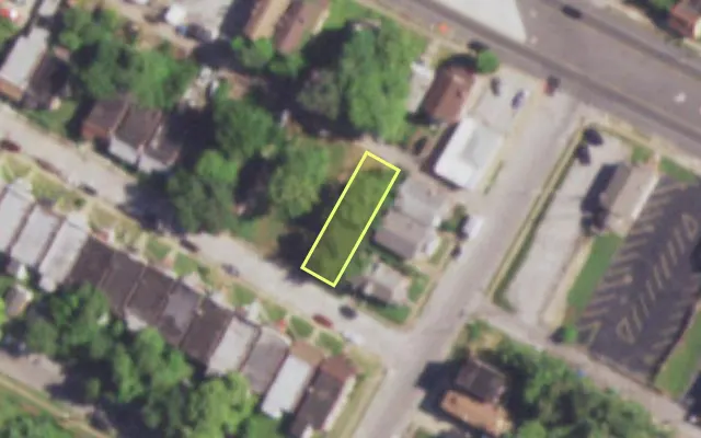 Aerial view of 4645 PALM ST — vacant lot, St. Louis with approximate parcel outline
