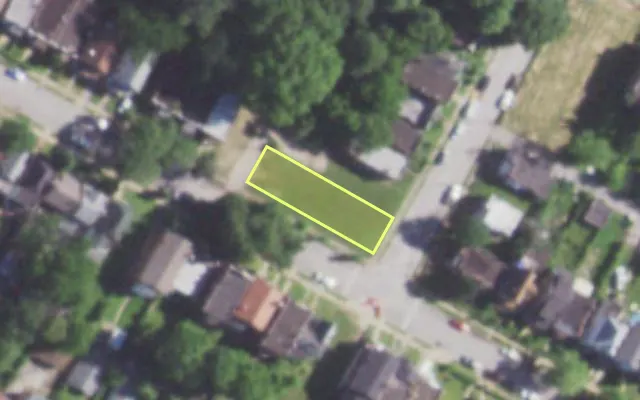 Aerial view of 2801 NORWOOD AV — vacant lot, St. Louis with approximate parcel outline