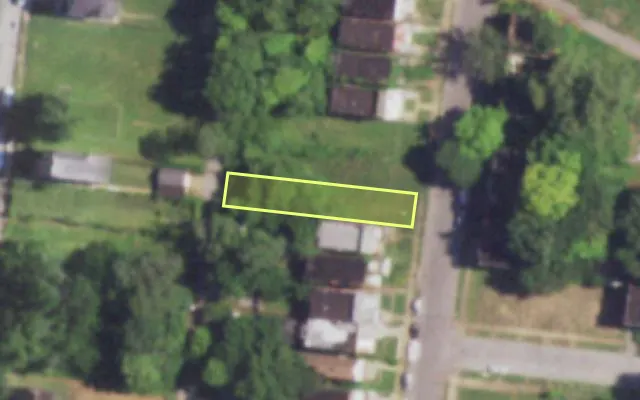 Aerial view of 1211 WALTON AV — vacant lot, St. Louis with approximate parcel outline