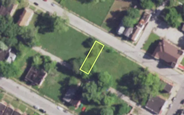 Aerial view of 4424 PENROSE ST — vacant lot, St. Louis with approximate parcel outline