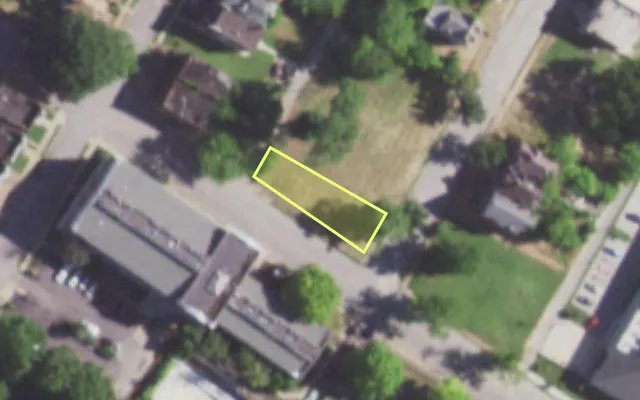 Aerial view of 1357 BURD AV — vacant lot, St. Louis with approximate parcel outline