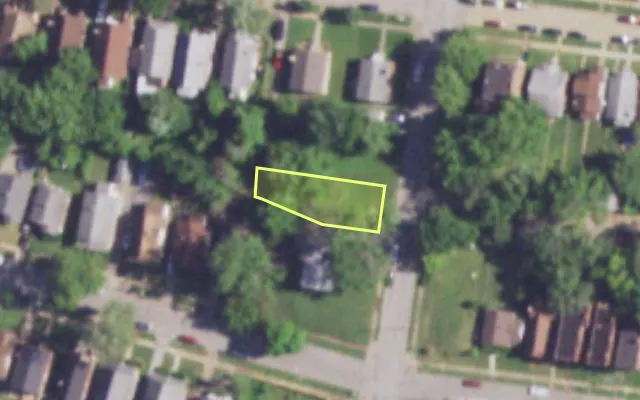 Aerial view of 8409 NEWBY ST — vacant lot, St. Louis with approximate parcel outline