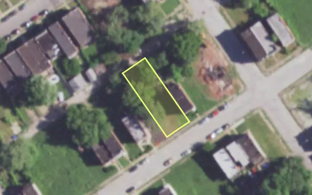 Aerial view of 2115 ALICE AV — vacant lot, St. Louis with approximate parcel outline