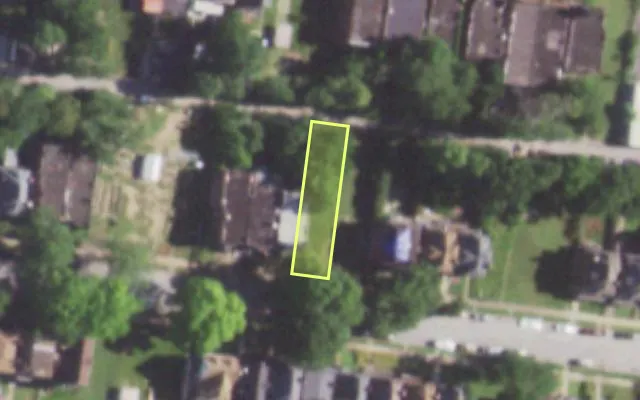 Aerial view of 5045 VERNON AV — vacant lot, St. Louis with approximate parcel outline