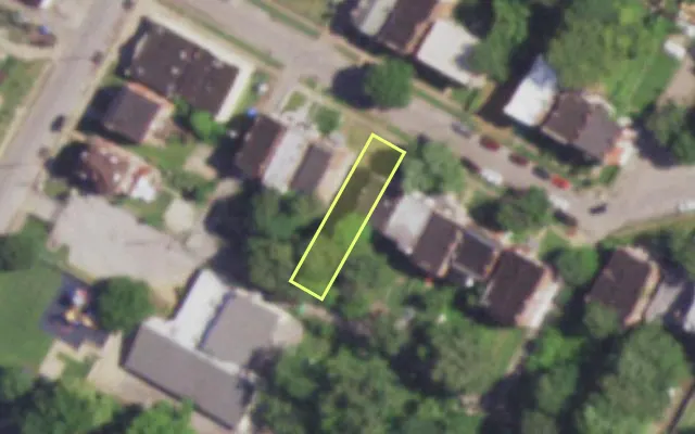 Aerial view of 4854 HAMMETT PL — vacant lot, St. Louis with approximate parcel outline
